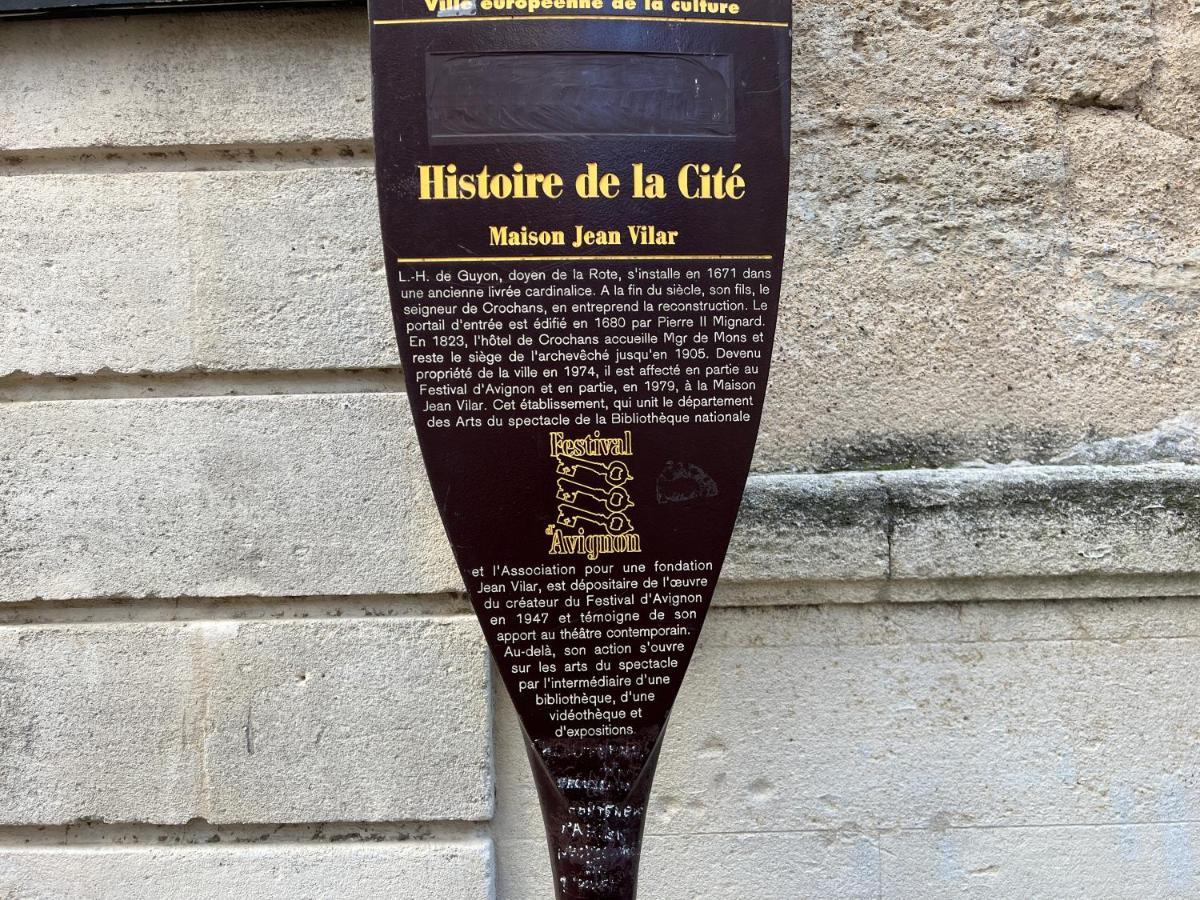 La Cachette De L'Horloge - Ac Clim - Wifi - 100M Palais Des Papes Apartment Авиньон Екстериор снимка